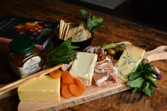 6 Person – Luxury Charcuterie Box